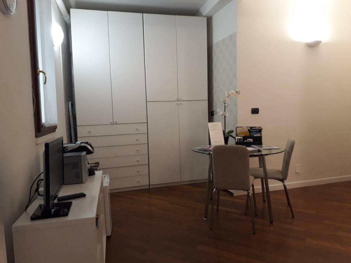 Suite Del Borgo - Affittacamere - Guest House Bologna Eksteriør billede